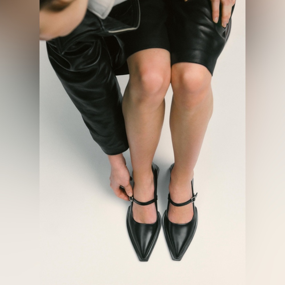 Vagabond Vivian Pumps